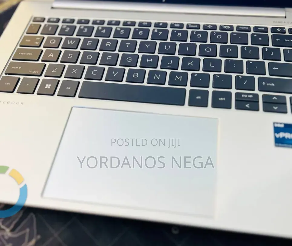 New Laptop HP EliteBook 840 G9 16GB Intel Core i7 SSD 512GB