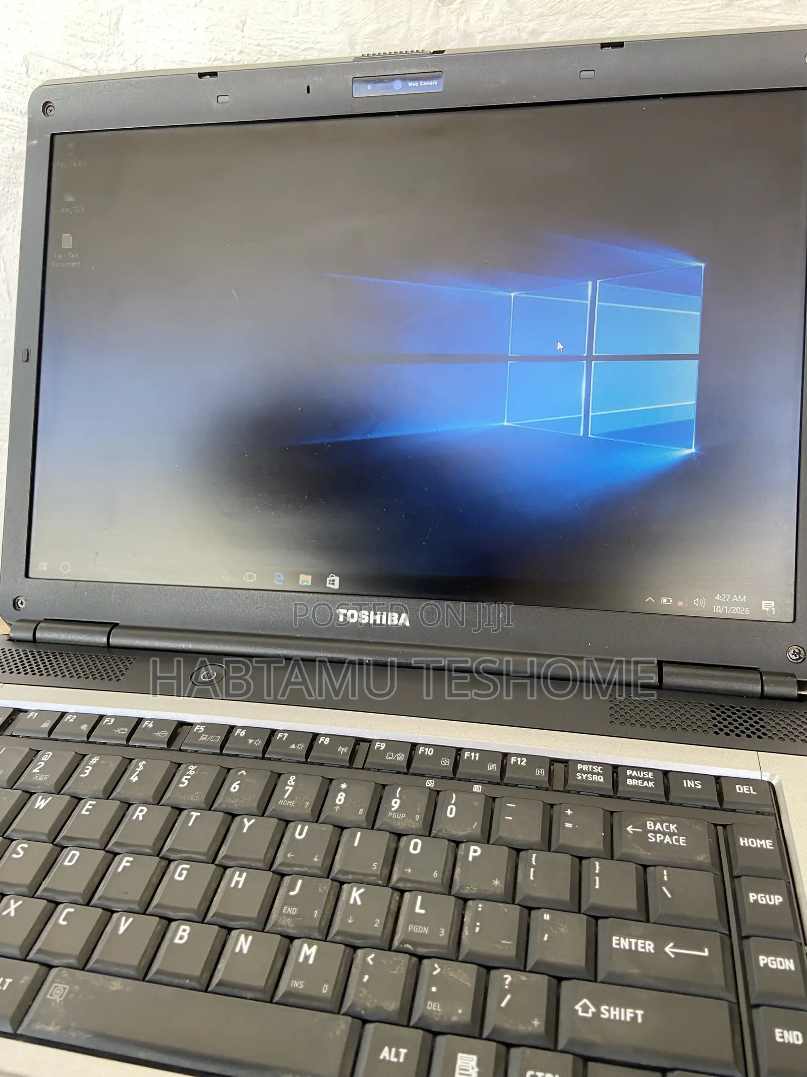 Laptop Toshiba 6GB Intel Core i3 HDD+SSD 140GB