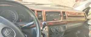 Toyota HiAce 2007 Silver