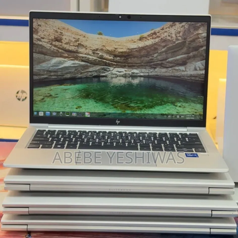 New Laptop HP EliteBook 830 G8 8GB Intel Core i7 SSD 512GB