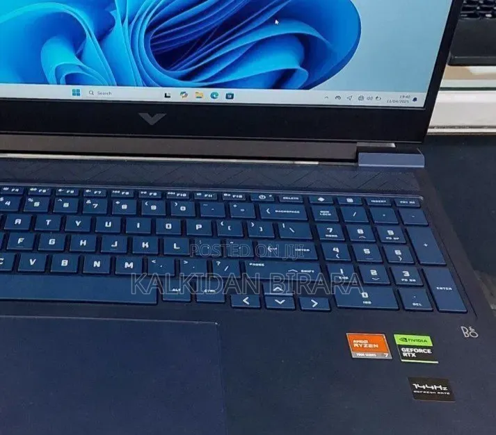 New Laptop HP Victus 16 8GB AMD Ryzen 7 SSD 1T