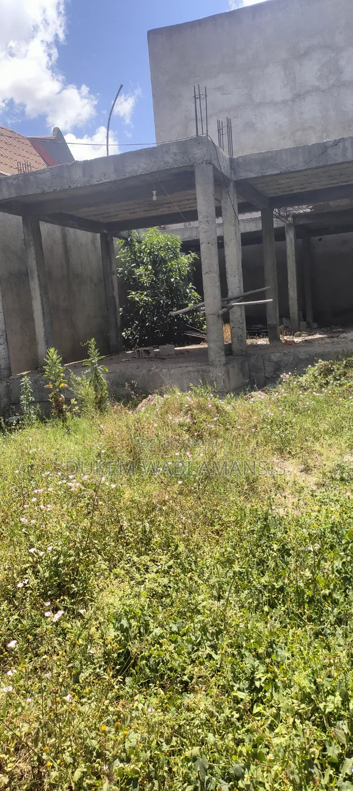 10bdrm Townhouse/Terrace in Bishoftu Dukem, East Shewa for sale
