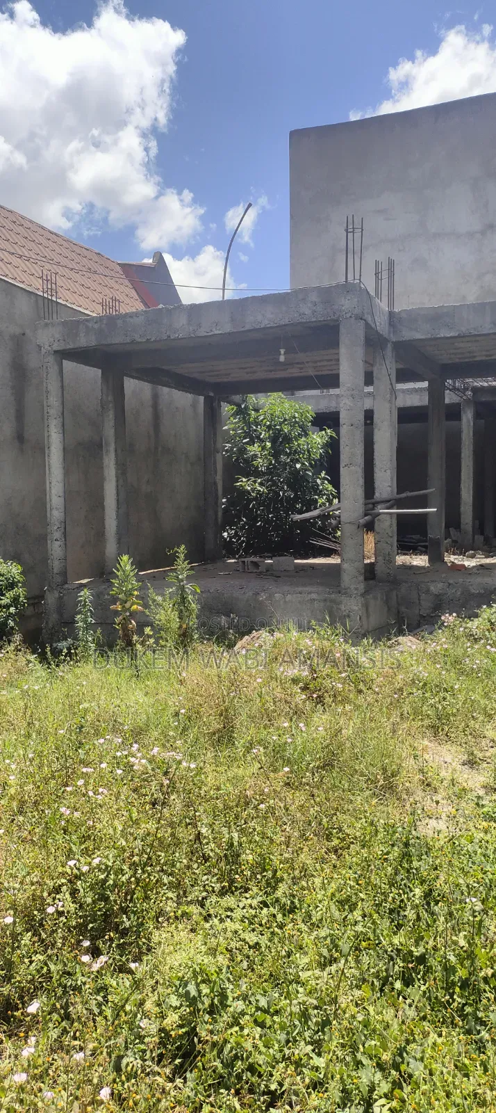10bdrm Townhouse/Terrace in Bishoftu Dukem, East Shewa for sale
