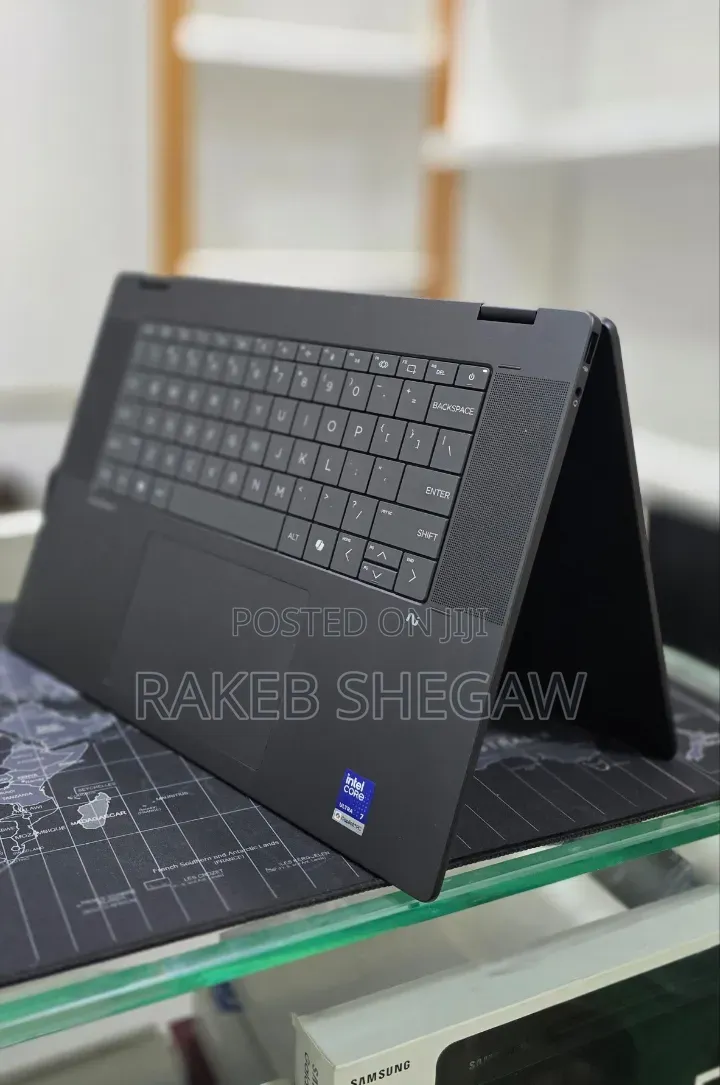 New Laptop HP OmniBook X Flip 16" 16GB Intel Core i7 SSD 1T
