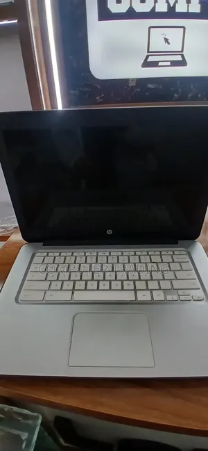New Laptop HP Stream Notebook 4GB Intel Celeron SSD 16 GB