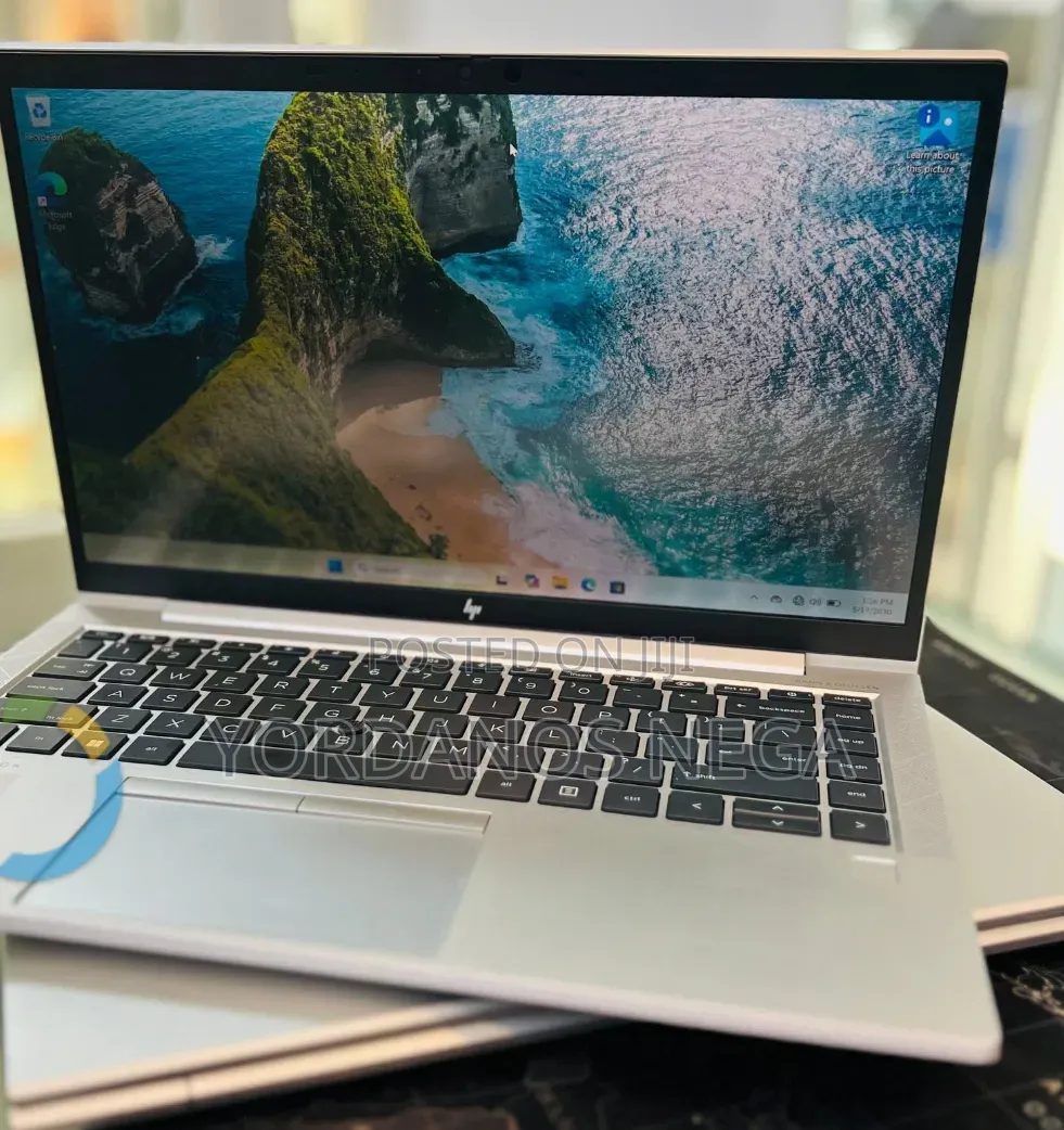 New Laptop HP EliteBook 845 G8 16GB AMD Ryzen 7 SSD 512GB