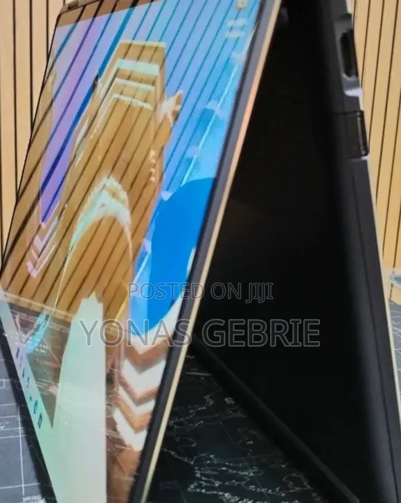 New Laptop HP Spectre 16GB Intel Core i7 SSD 512GB