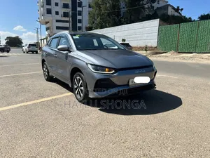 BYD E2 43 kWh 94 hp FWD 2025 Gray