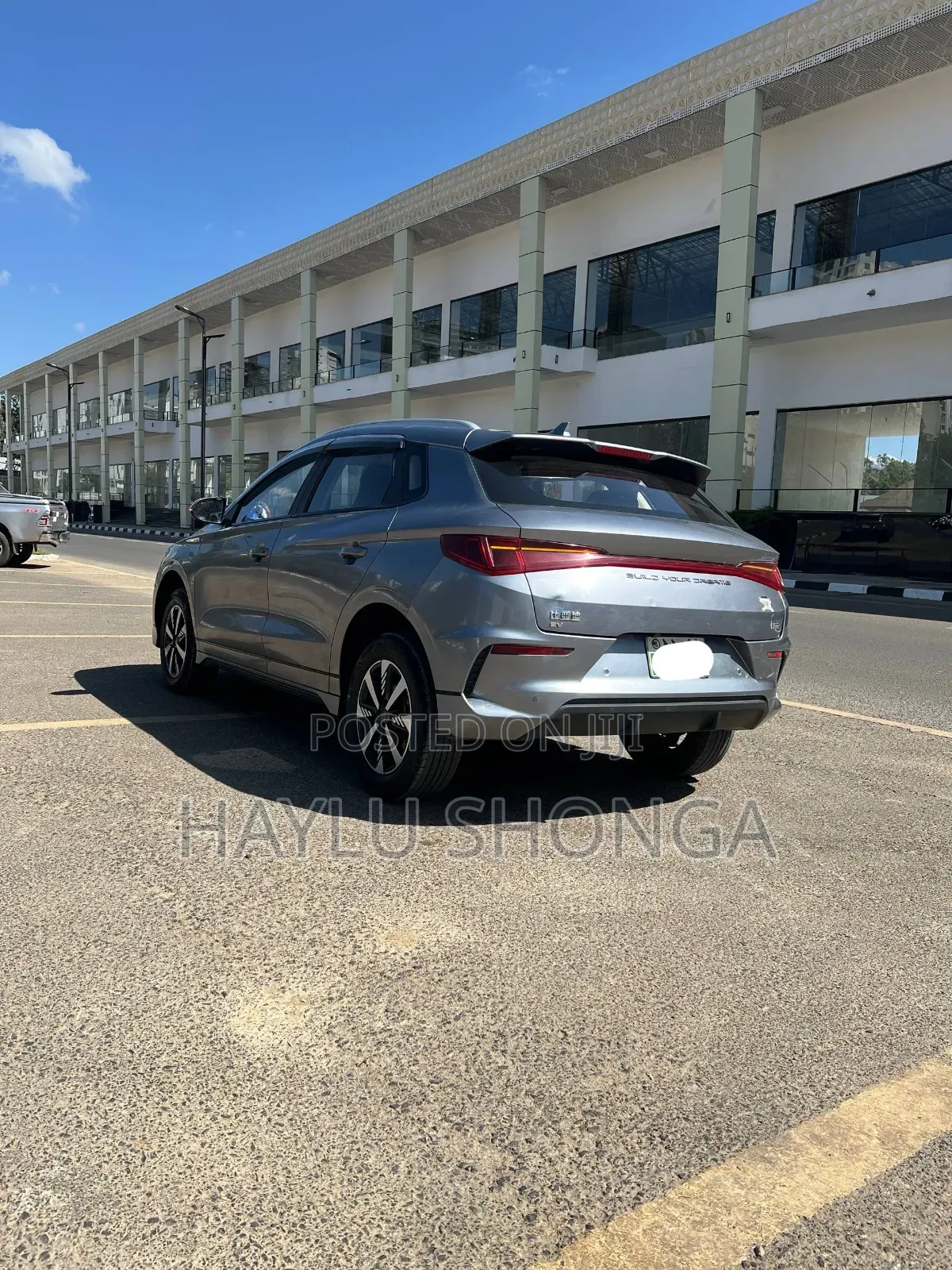 BYD E2 43 kWh 94 hp FWD 2025 Gray