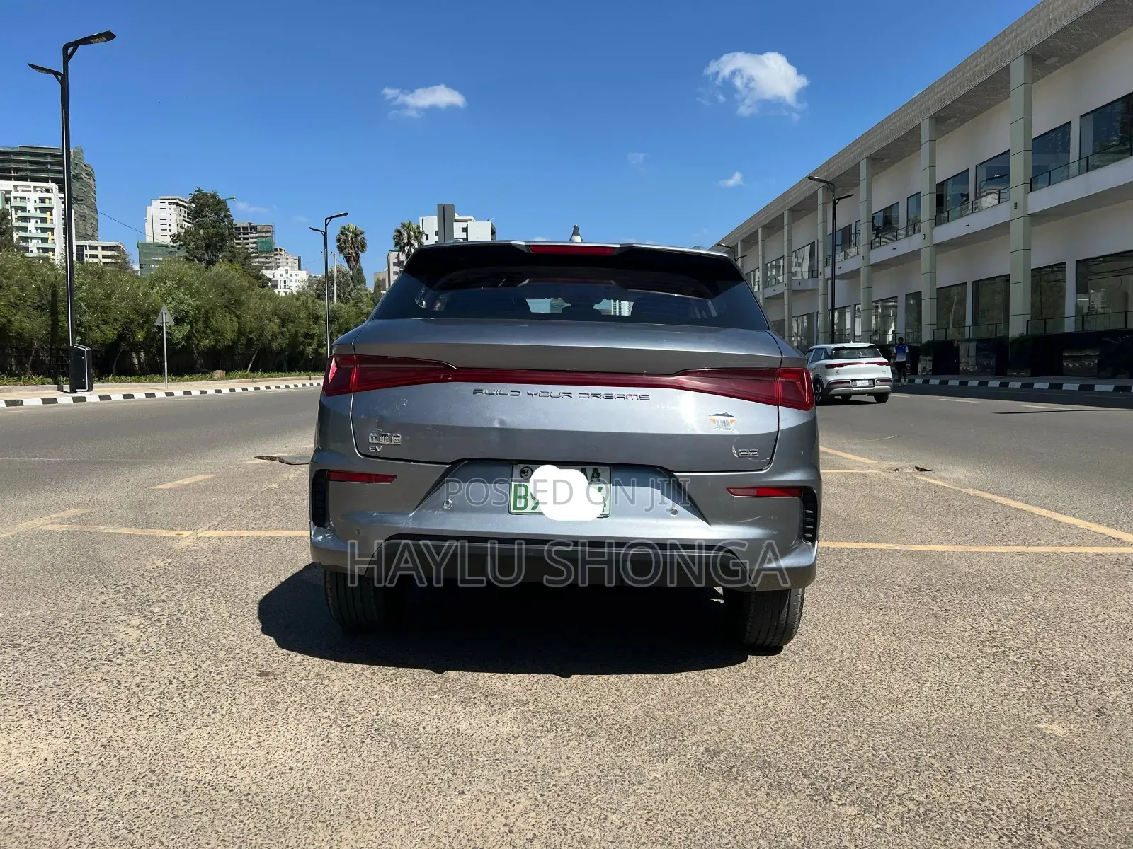 BYD E2 43 kWh 94 hp FWD 2025 Gray