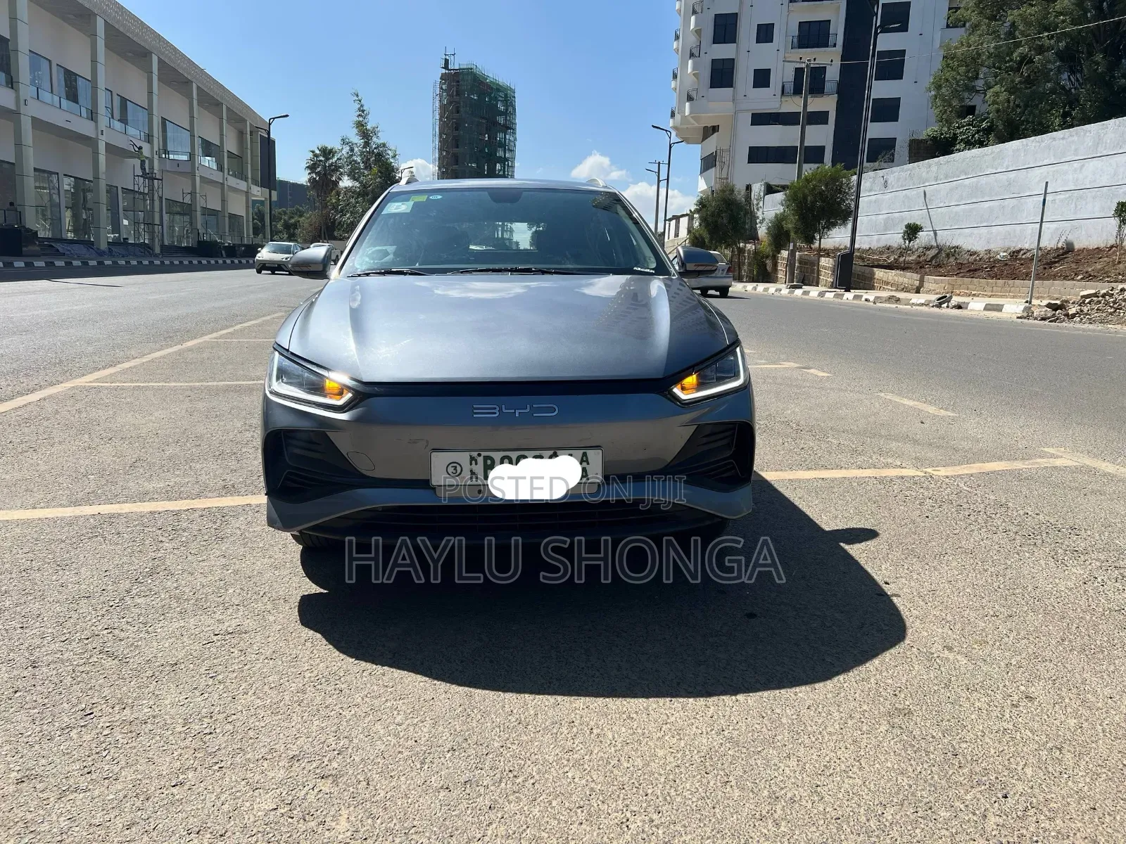 BYD E2 43 kWh 94 hp FWD 2025 Gray