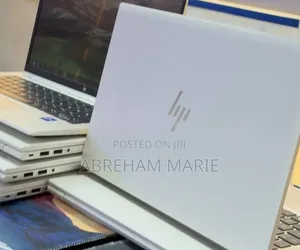 New Laptop HP EliteBook 830 G8 8GB Intel Core i7 SSD 512GB