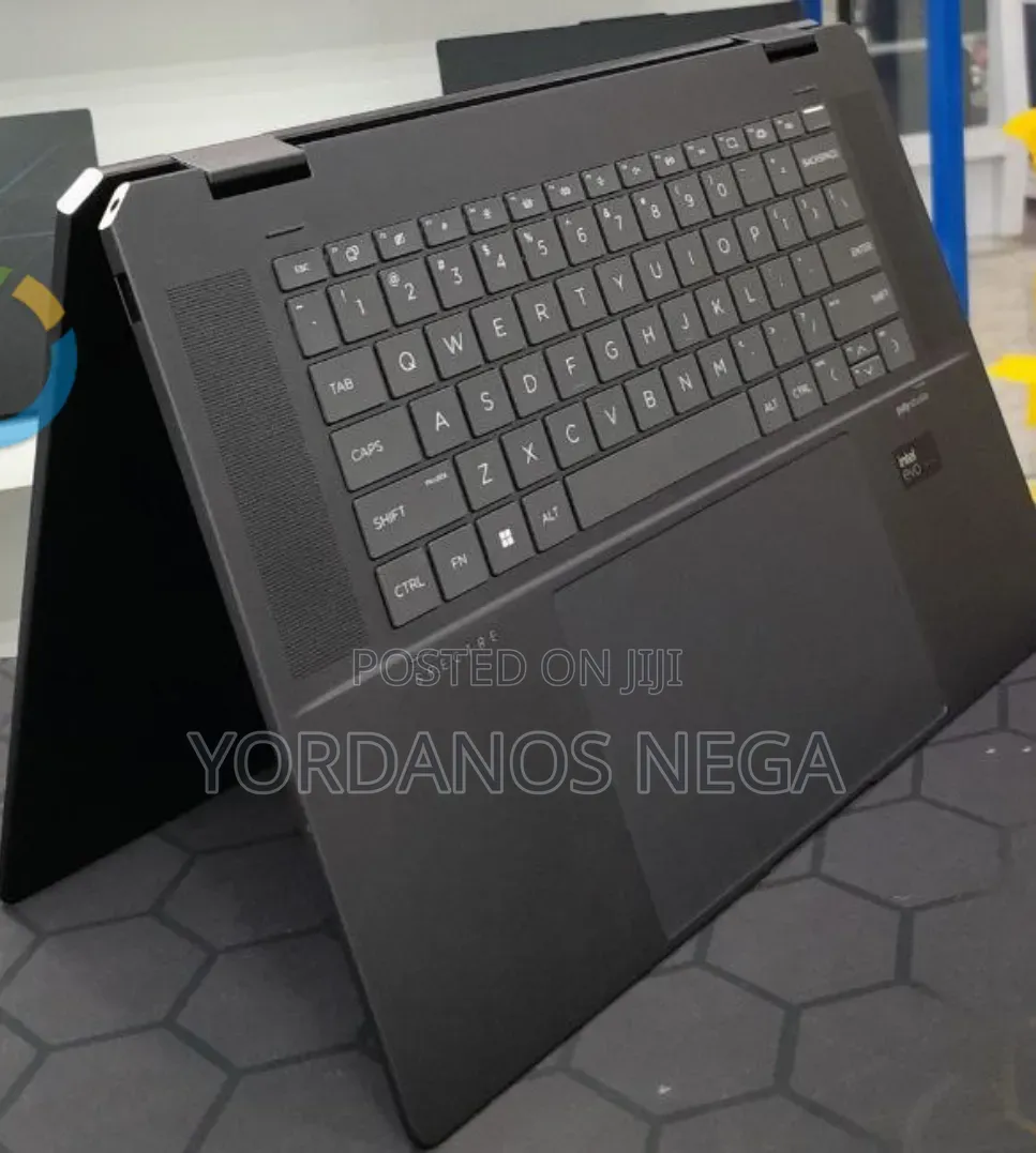 New Laptop HP Spectre X360 16GB Intel Core Ultra 7 SSD 1T