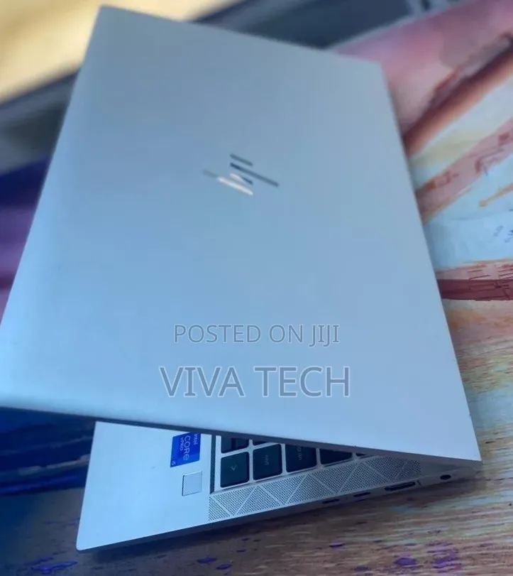 New Laptop HP EliteBook 840 G8 16GB Intel Core i5 SSD 512GB