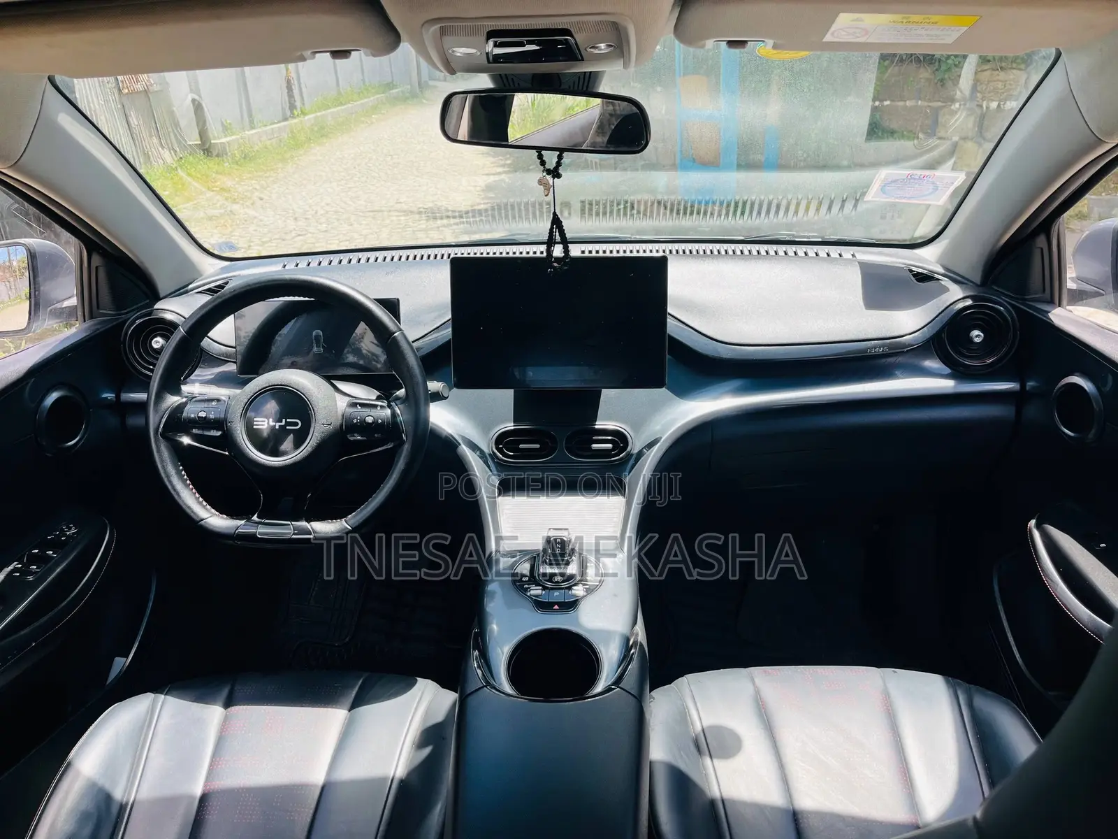 BYD E2 43 kWh 94 hp FWD 2024 Silver