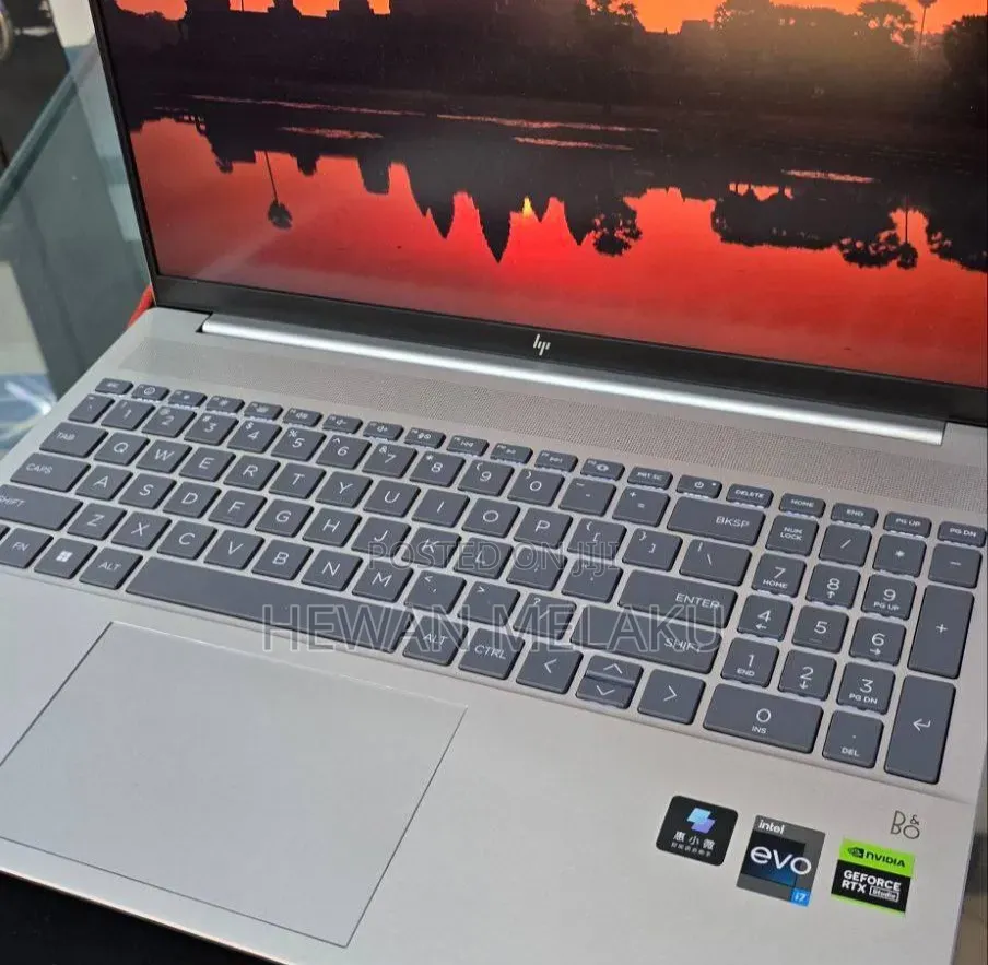 New Laptop HP Pavilion 15 16GB Intel Core i7 SSD 1T