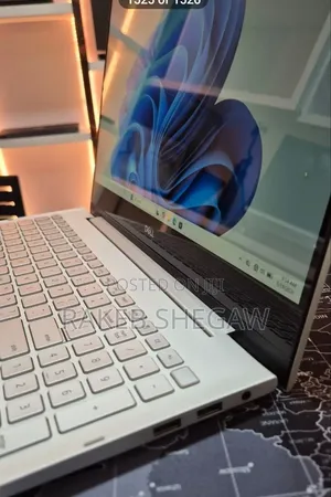 New Laptop Dell Inspiron 15 16GB Intel Core i5 SSD 256GB