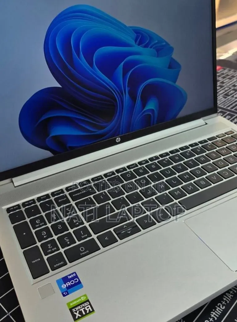 New Laptop HP Pavilion 15 16GB Intel Core i7 SSD 512GB