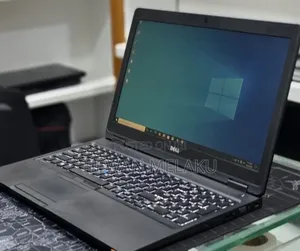 New Laptop Dell 8GB Intel Core i7 SSD 256GB