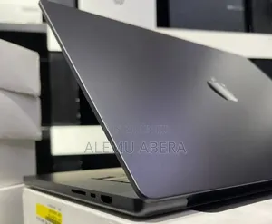 New Laptop Apple MacBook Pro 2024 M4 Max 48GB Apple M4 Max SSD 2T