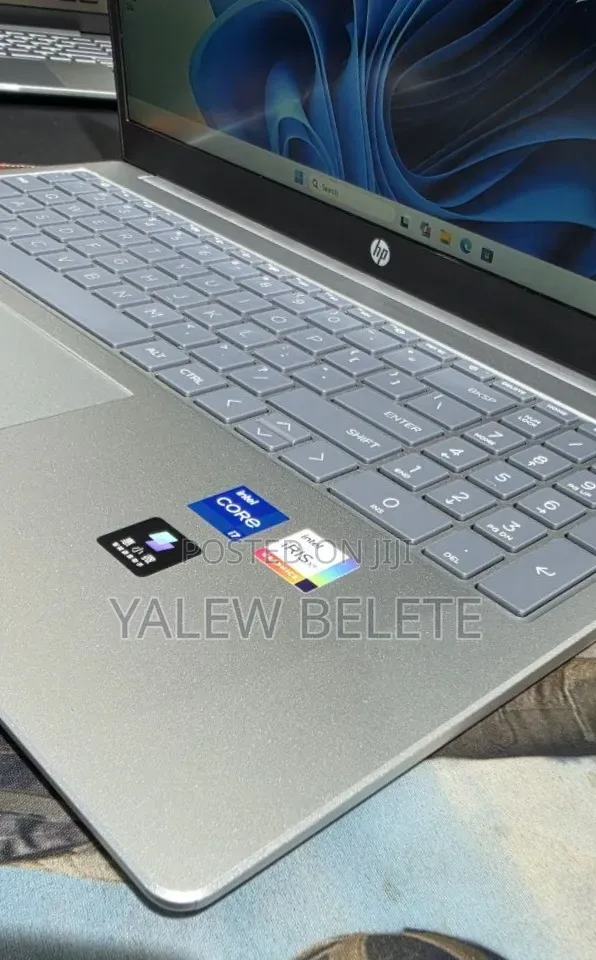 New Laptop HP Stream Notebook 16GB Intel Core i7 SSD 1T