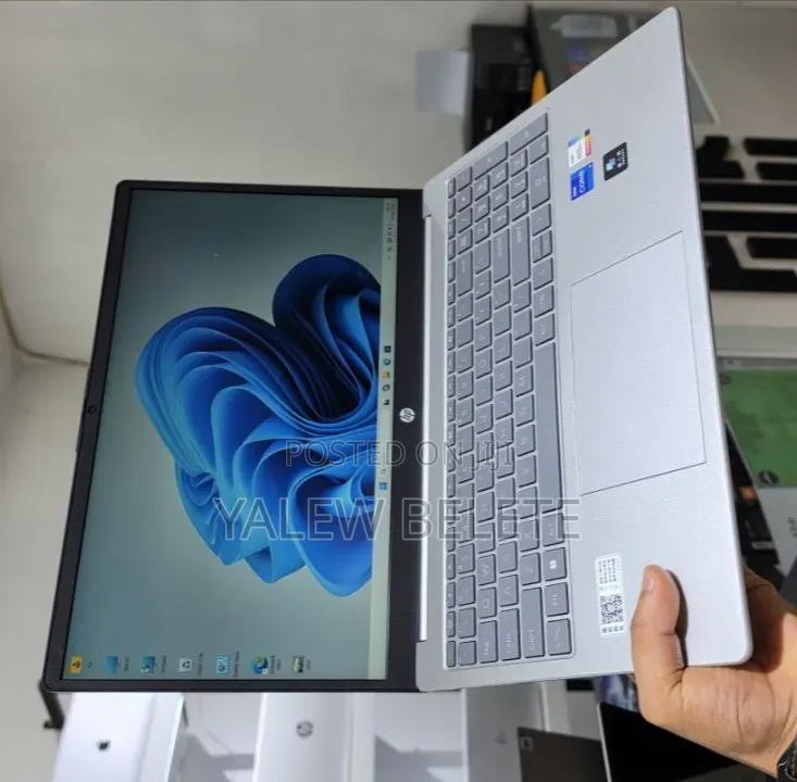 New Laptop HP Stream Notebook 16GB Intel Core i7 SSD 1T