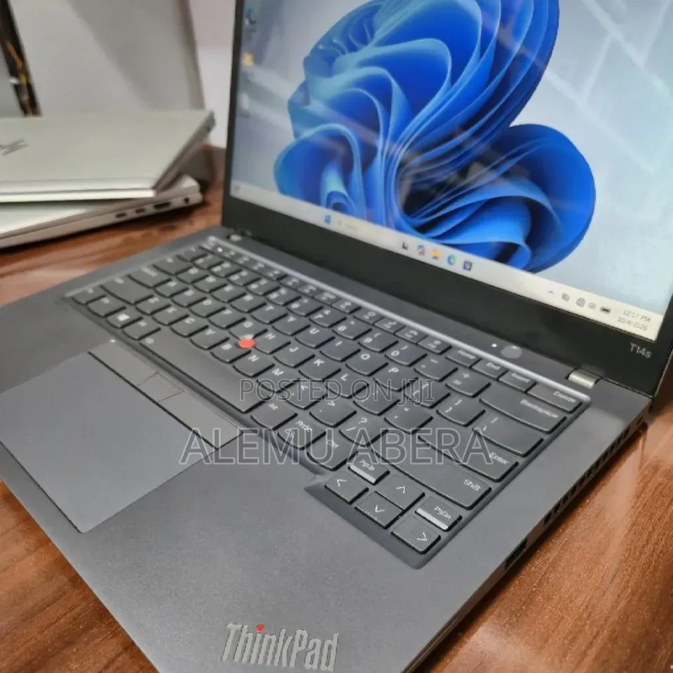 New Laptop Lenovo ThinkPad T14s Gen 2 16GB Intel Core i7 SSD 512GB