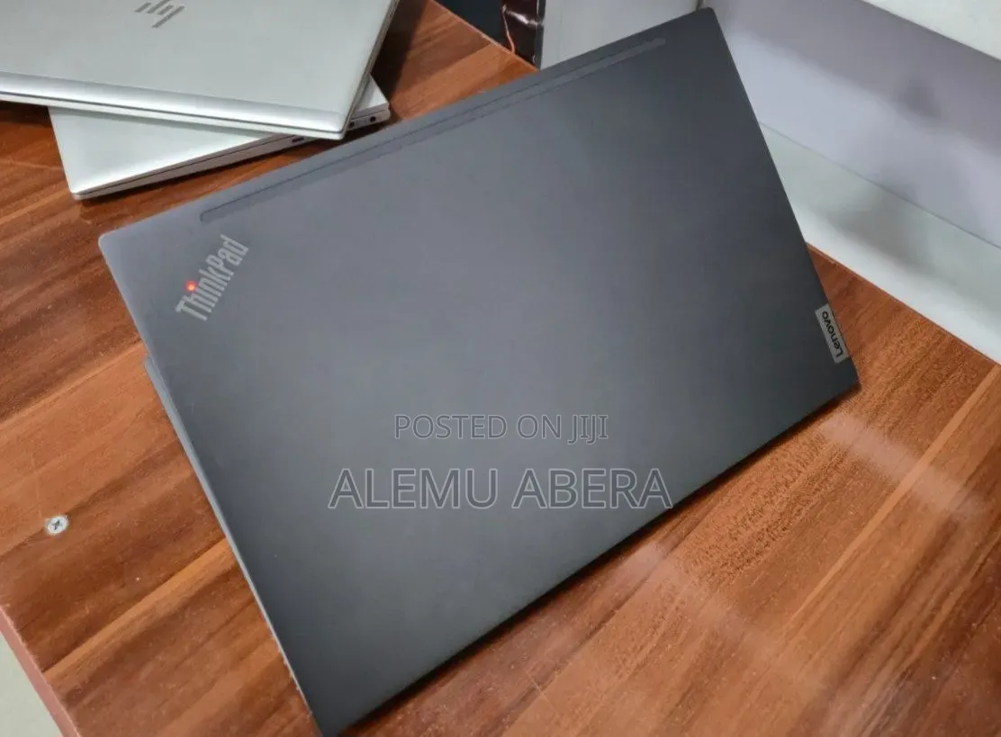 New Laptop Lenovo ThinkPad T14s Gen 2 16GB Intel Core i7 SSD 512GB