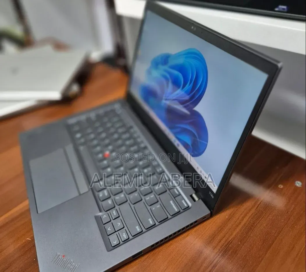 New Laptop Lenovo ThinkPad T14s Gen 2 16GB Intel Core i7 SSD 512GB