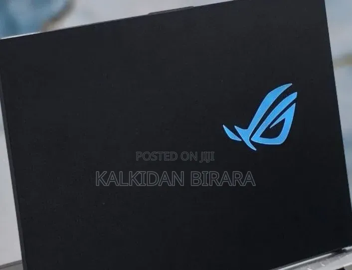 New Laptop Asus ROG Strix G15 8GB AMD Ryzen 9 SSD 1T
