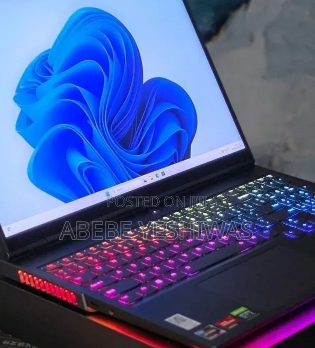New Laptop Lenovo Legion 9 32GB AMD Ryzen 9 SSD 1T