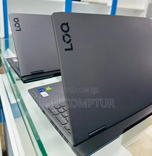 New Laptop Lenovo LOQ 15IRH8 16GB Intel Core i7 SSD 1T