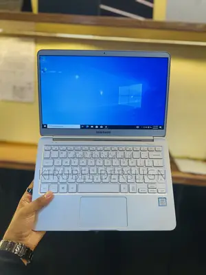 New Laptop Samsung Notebook 9 8GB Intel Core i7 SSD 256GB