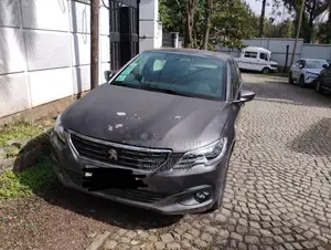 Peugeot 301 2017 Gray