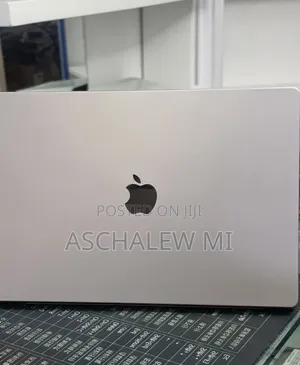 New Laptop Apple MacBook Pro 2021 M1 32GB Apple M1 Pro SSD 512GB