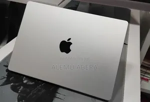 New Laptop Apple MacBook Pro 2024 M4 16GB Apple M4 Pro SSD 512GB