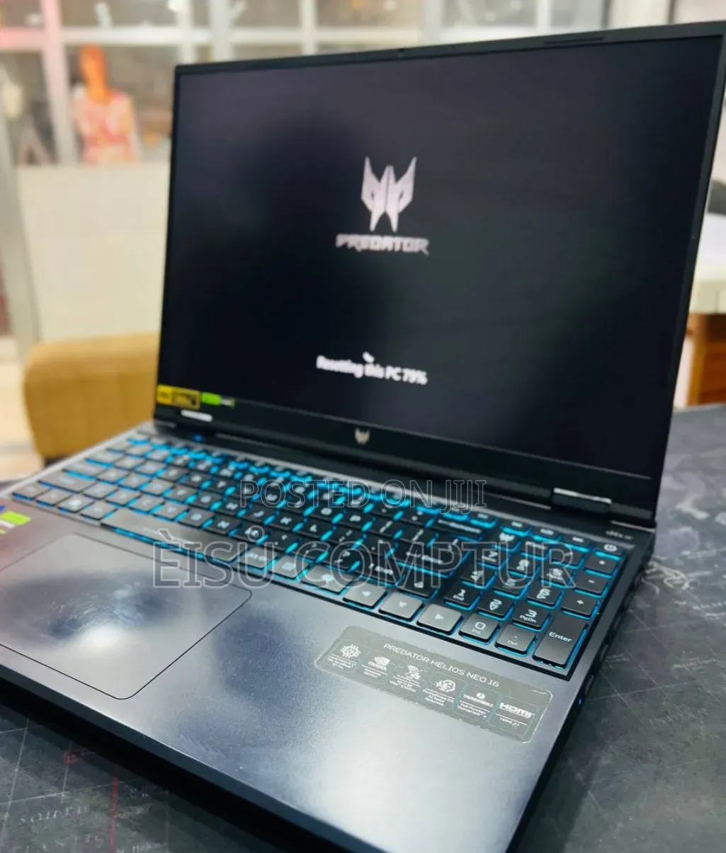 New Laptop Acer Predator Helios Neo 16 16GB Intel Core i7 SSD 1T