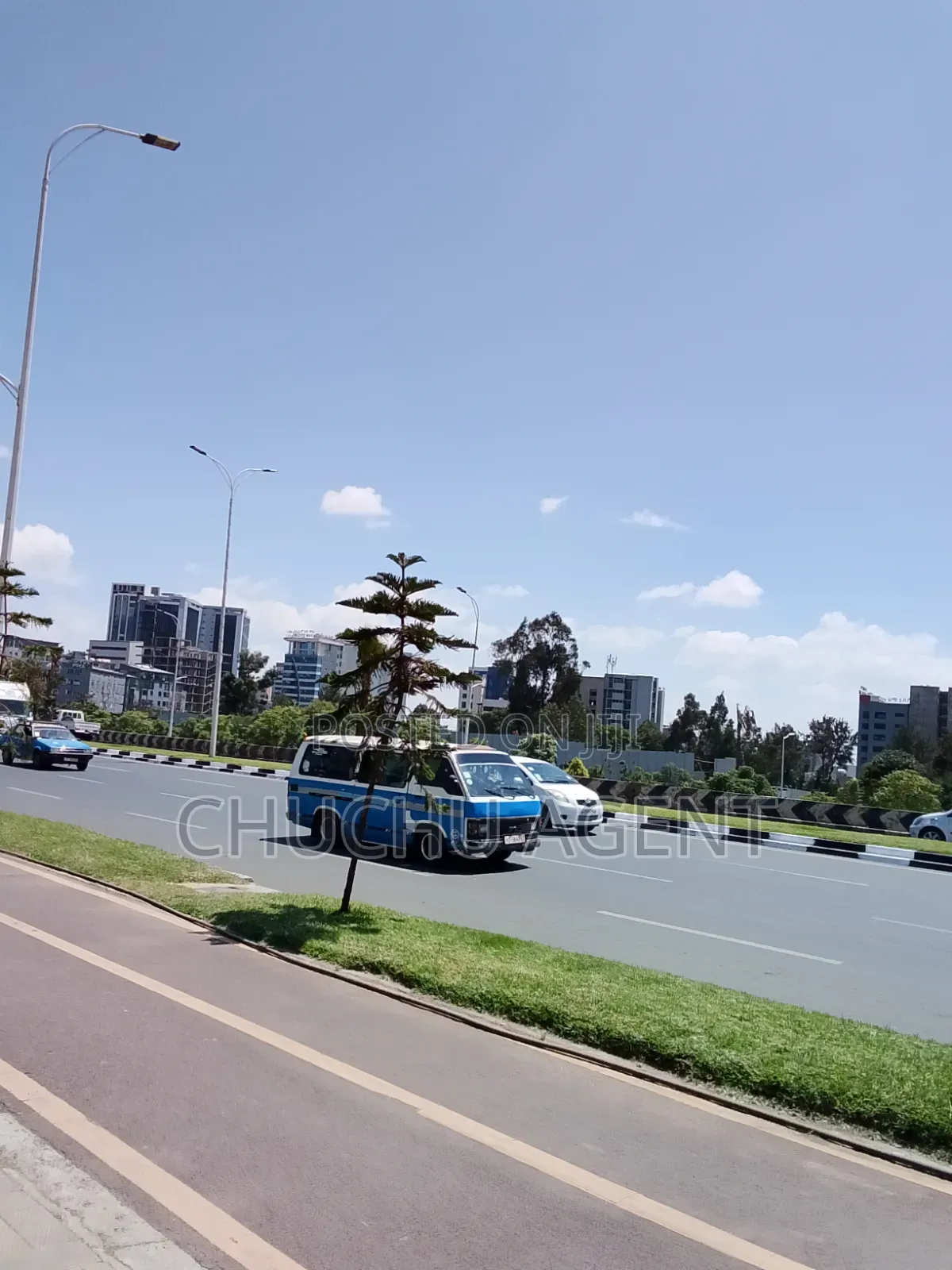 Heavy Machinery Showroo Rent የማሽን ማሳያ ቦታ ኪራይ