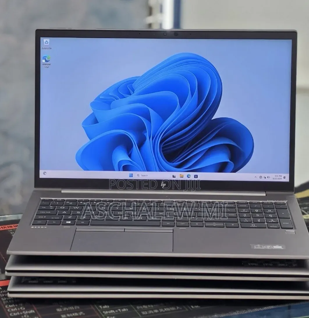 New Laptop HP ZBook 15 16GB Intel Core i5 SSD 512GB