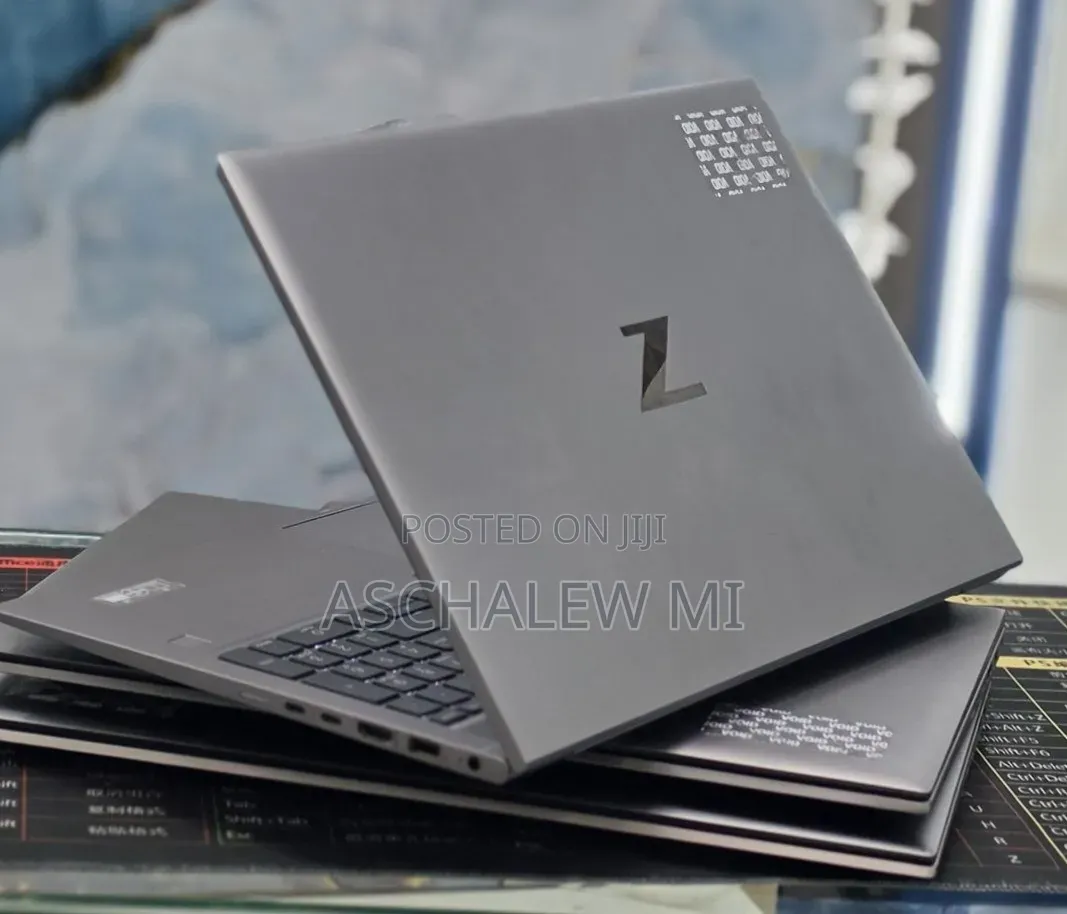 New Laptop HP ZBook 15 16GB Intel Core i5 SSD 512GB