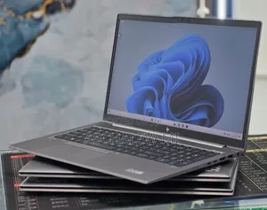 New Laptop HP ZBook 15 16GB Intel Core i5 SSD 512GB