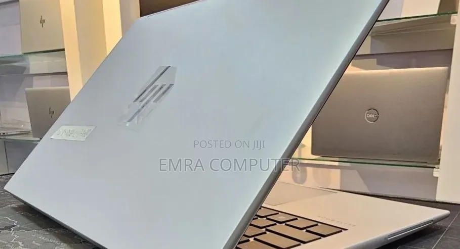 New Laptop HP EliteBook 840 G10 16GB Intel Core i7 SSD 512GB
