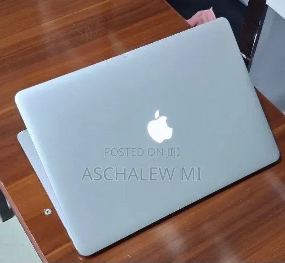 New Laptop Apple MacBook Pro 2014 16GB Intel Core i7 SSD 256GB