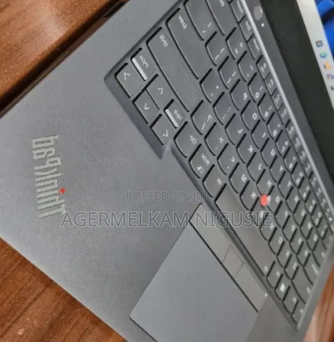 New Laptop Lenovo ThinkPad T14 G2 16GB Intel Core i7 SSD 512GB
