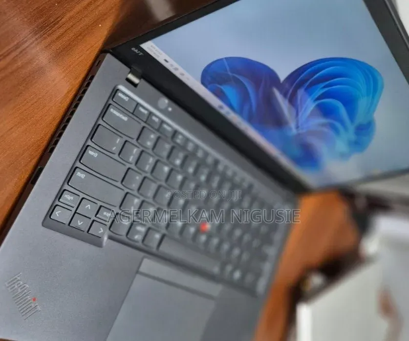 New Laptop Lenovo ThinkPad T14 G2 16GB Intel Core i7 SSD 512GB