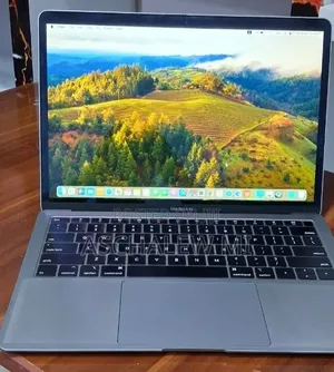 New Laptop Apple MacBook Air 2019 8GB Intel Core i5 SSD 128GB