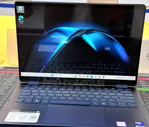 New Laptop HP OmniBook Ultra Flip 16" 24GB Intel Core Ultra 7 SSD 512GB