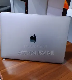 New Laptop Apple MacBook Air 2019 8GB Intel Core i5 SSD 128GB