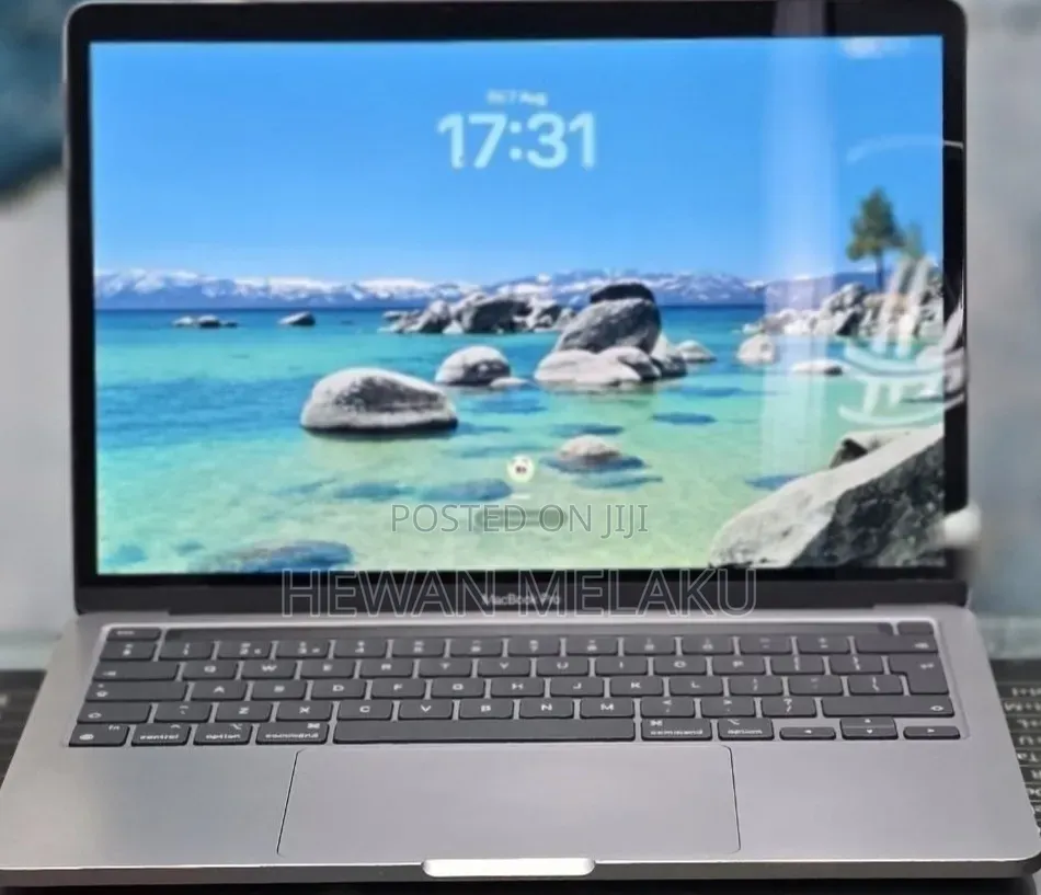New Laptop Apple MacBook Pro 2020 M1 8GB Apple M1 SSD 512GB