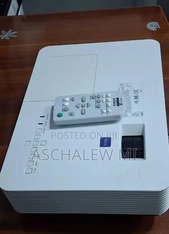 Sony Projector
Model Name VPL-Dx220
Hardware L